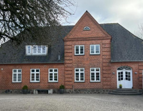 Vejbæk Domus, Padborg